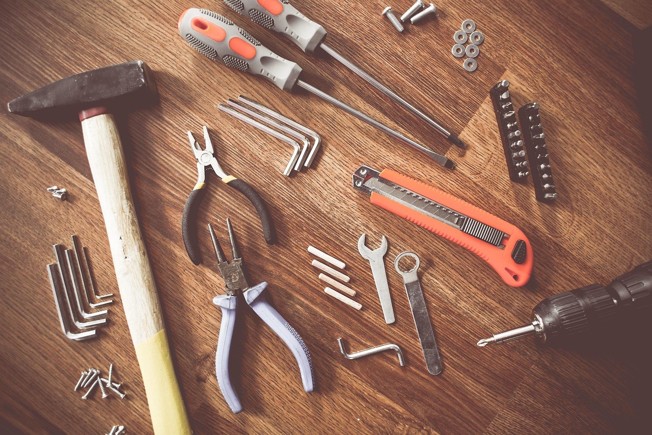 Outils de bricolage assortis pour travaux de perçage